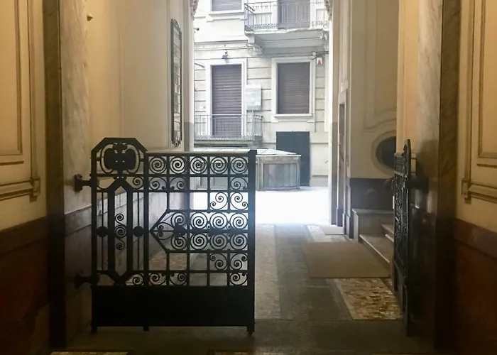 Corso Venezia Apartment